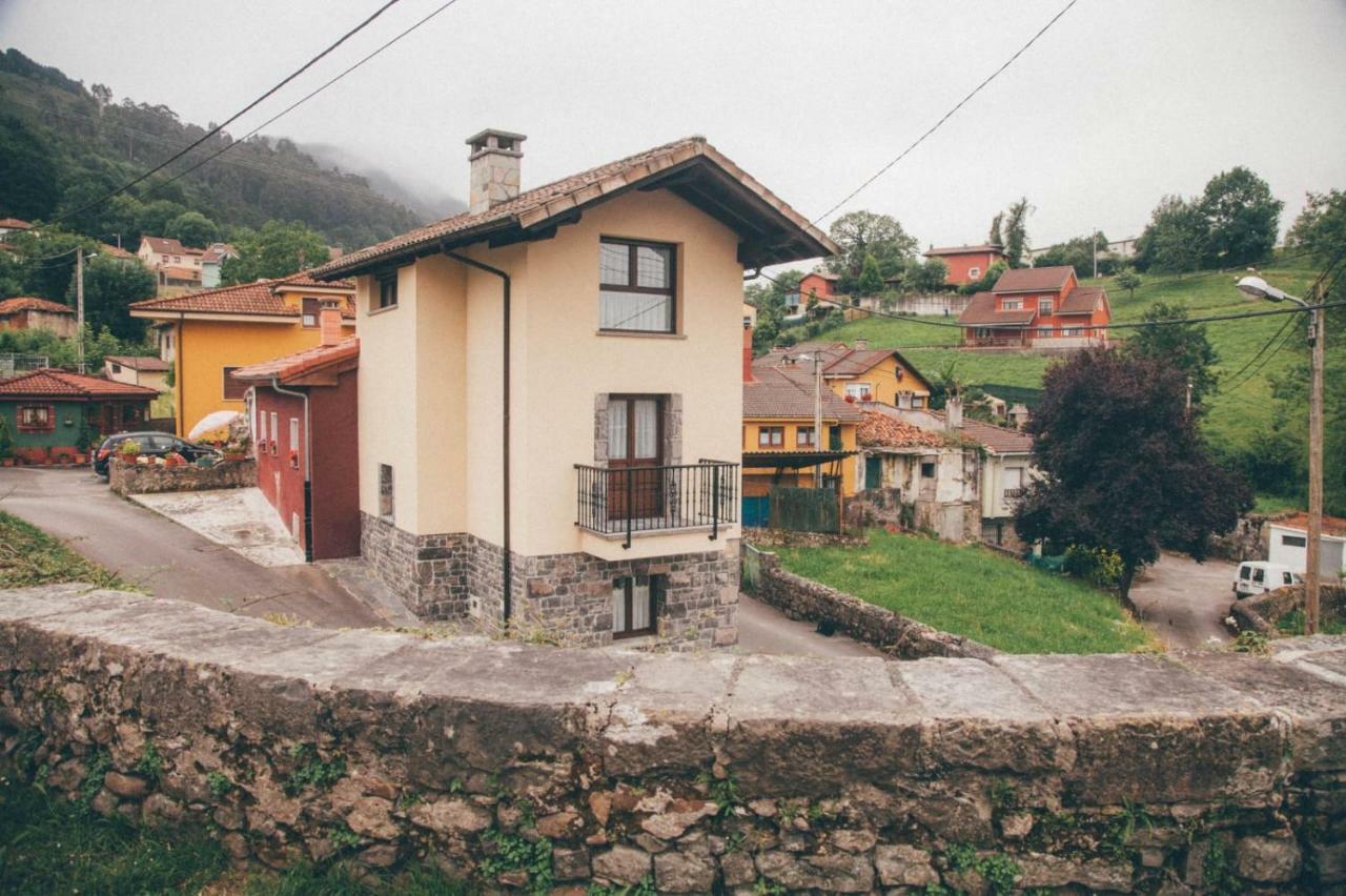 Apartament La Casina Onís Zewnętrze zdjęcie